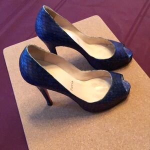 Glorious Christian Iridescent Snake Skin Louboutin Heels, 36.5